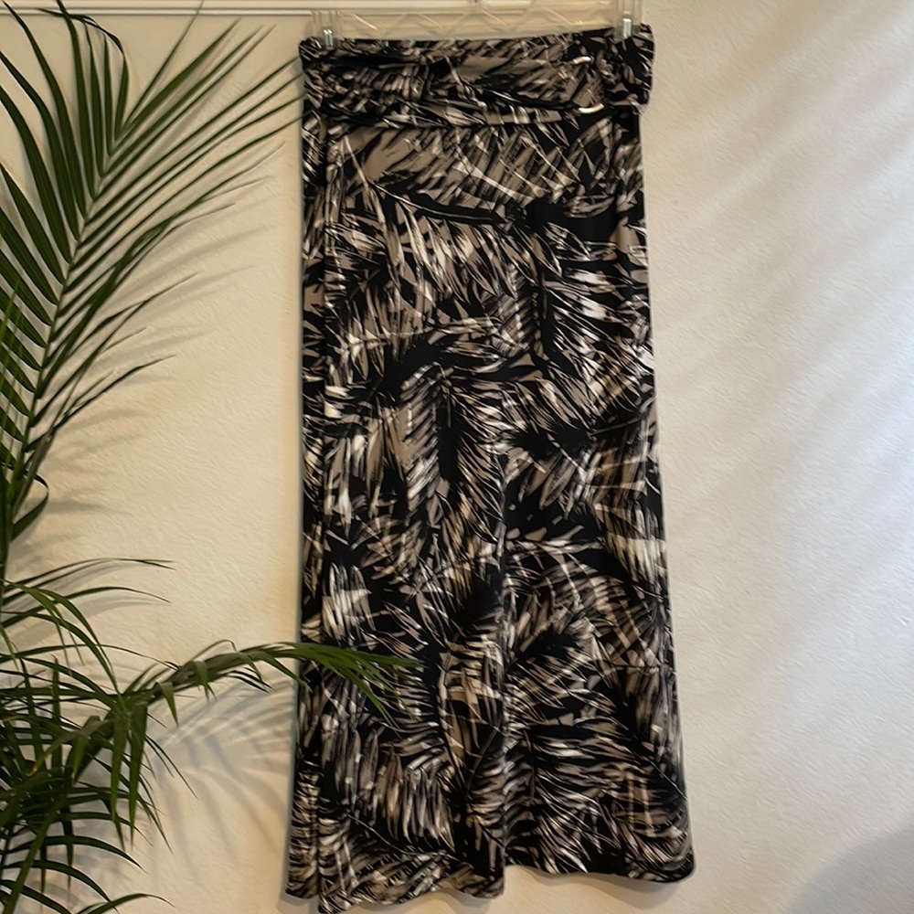 Robert Louis size medium maxi skirt